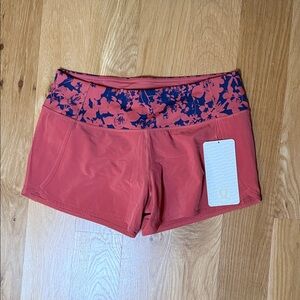 lululemon athletica Women's Coral Floral Run Times Shorts